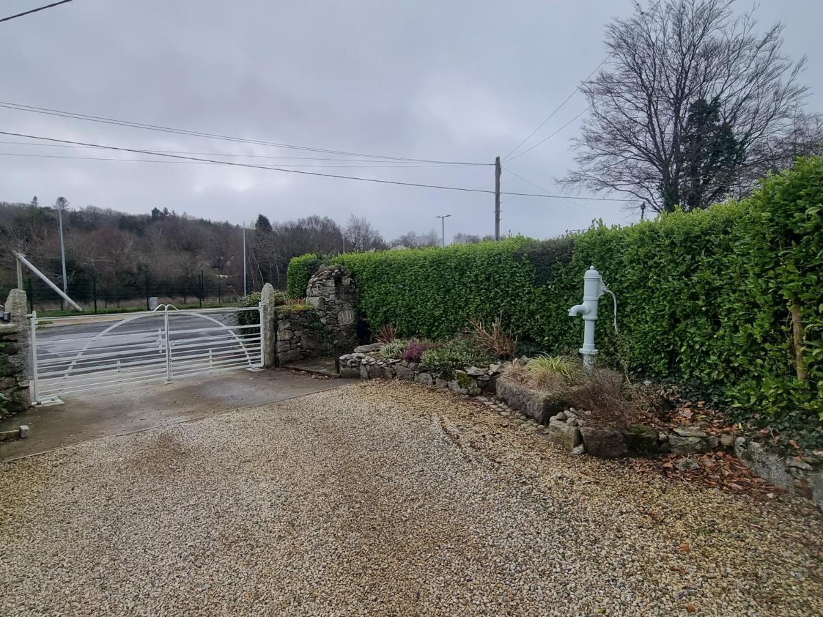 Cracatinni Mews Roundwood Bagian luar foto
